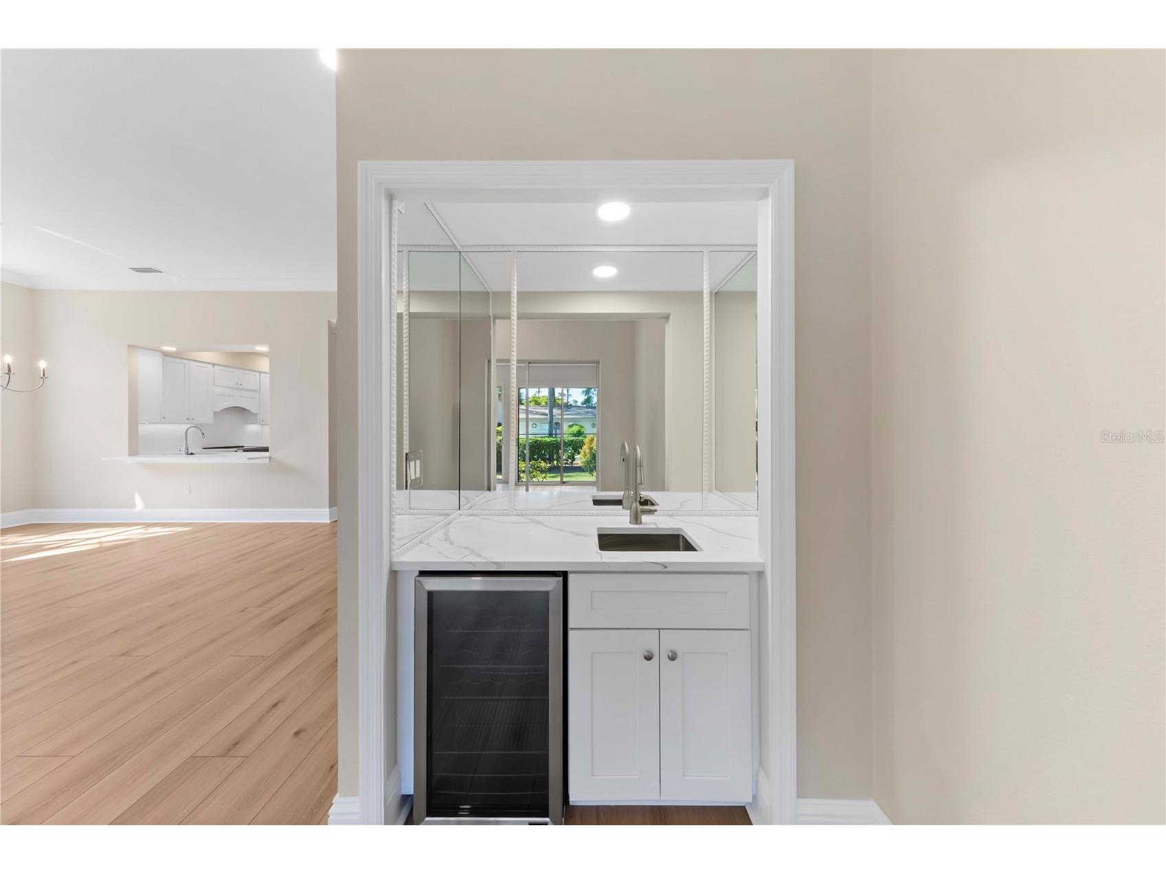 4424 Highland Park #5 Sarasota FL 34235 A4692053 image10