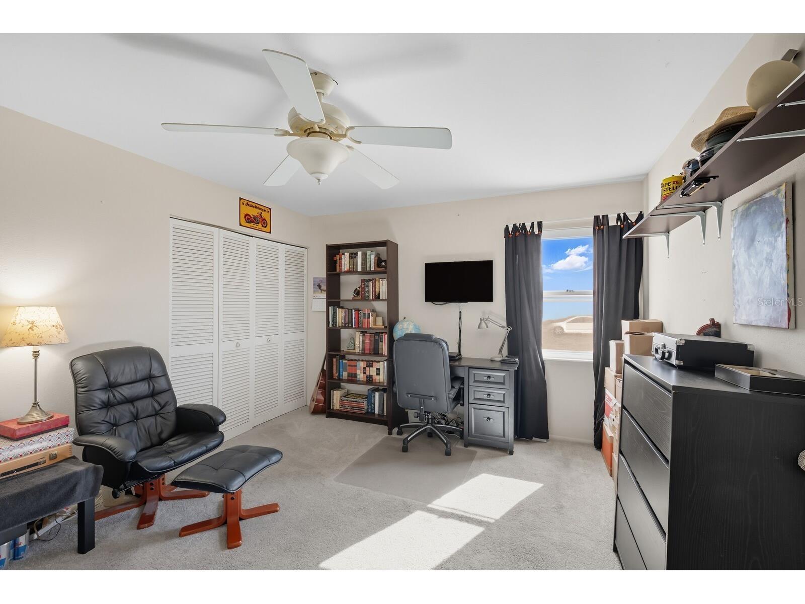 4424 Meadow Creek Circle Sarasota FL 34233 A4666135 image17