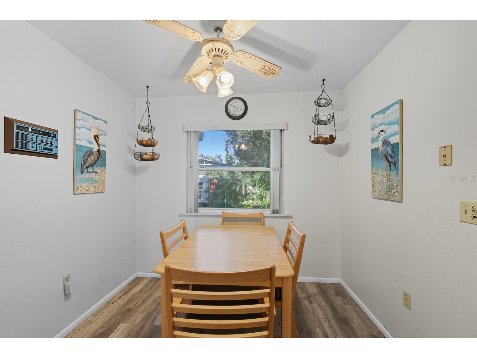 4424 Meadow Creek Circle Sarasota FL 34233 A4666135 image9