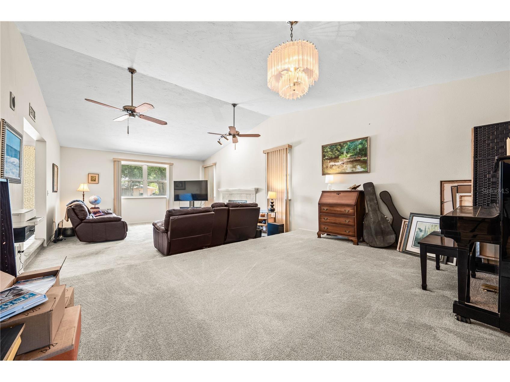 4424 Meadow Creek Circle Sarasota FL 34233 A4693701 image13