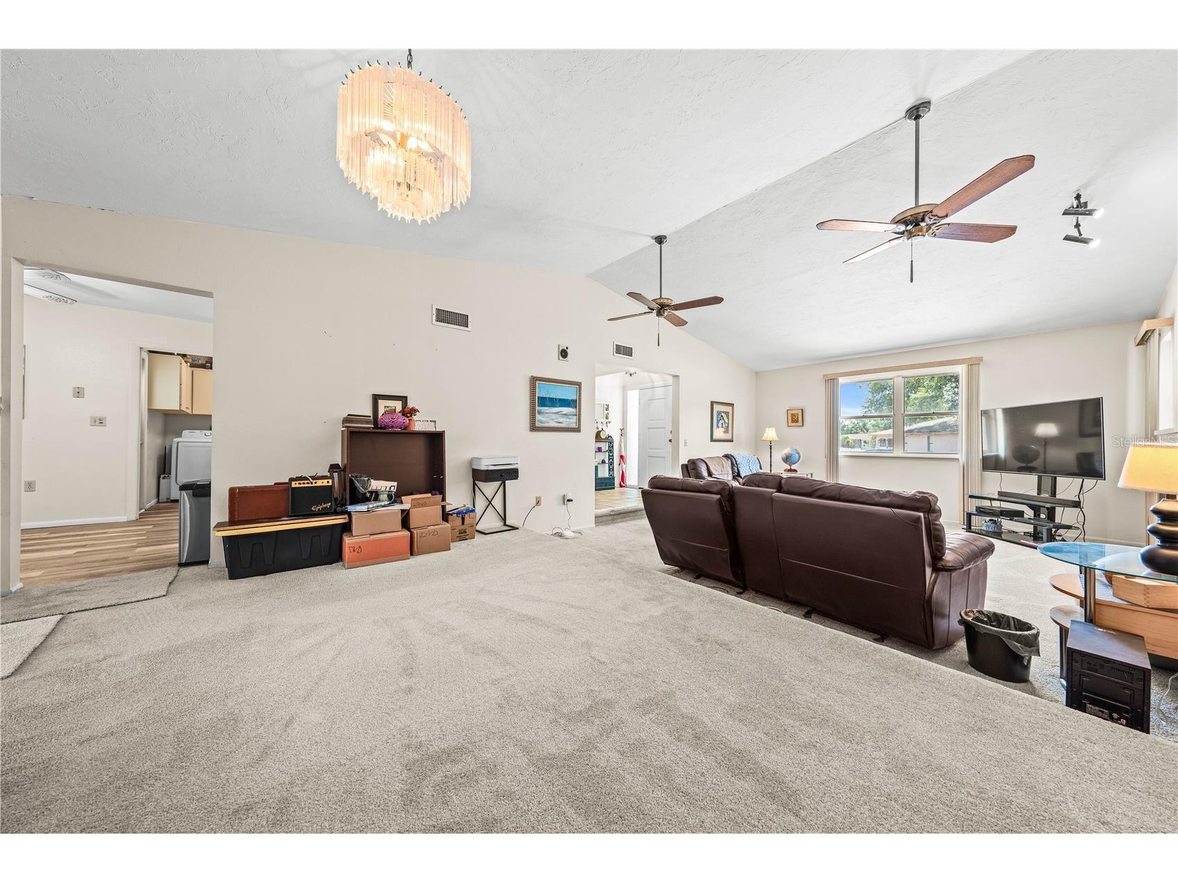 4424 Meadow Creek Circle Sarasota FL 34233 A4693701 image14