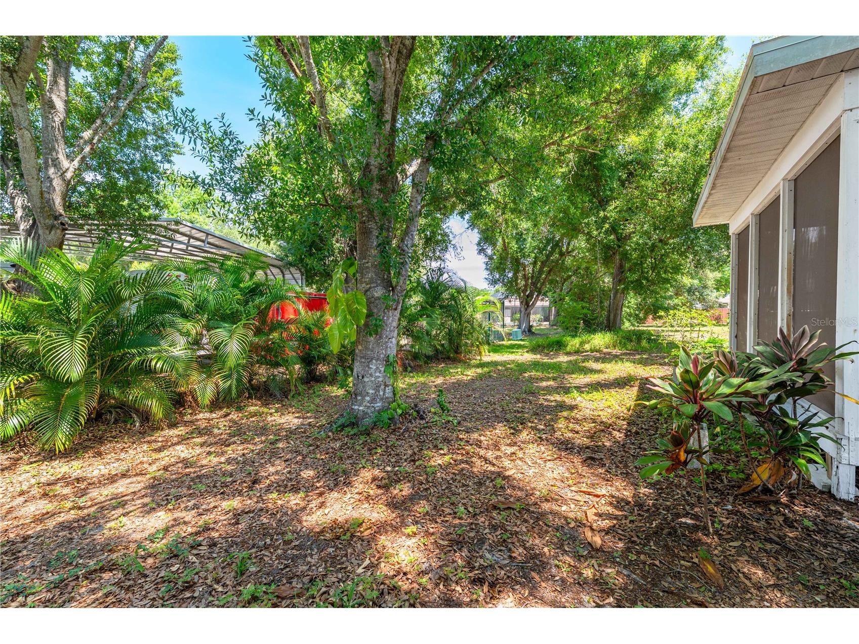 4424 Meadow Creek Circle Sarasota FL 34233 A4693701 image39