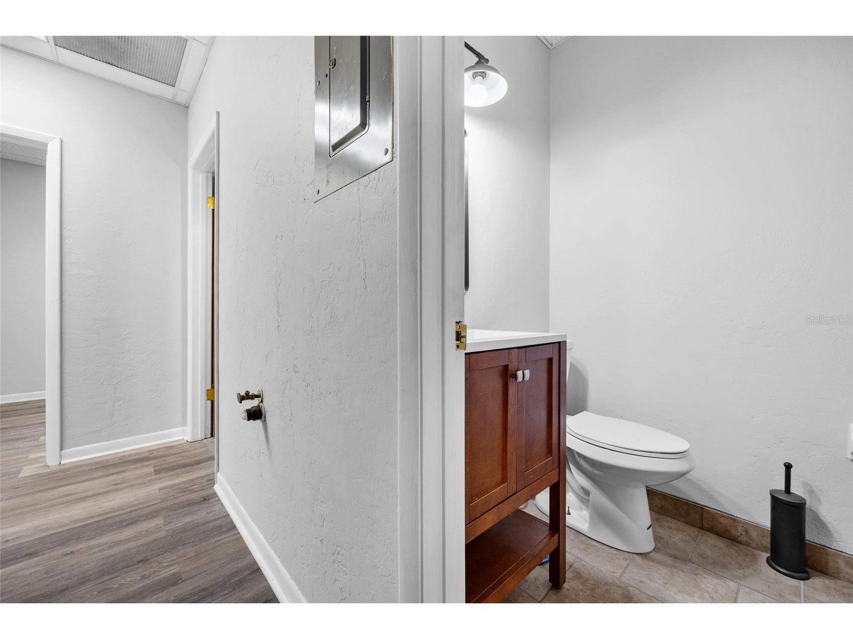 4424 NW 13th Street #SUITE C6 Gainesville FL 32609 GC537686 image4