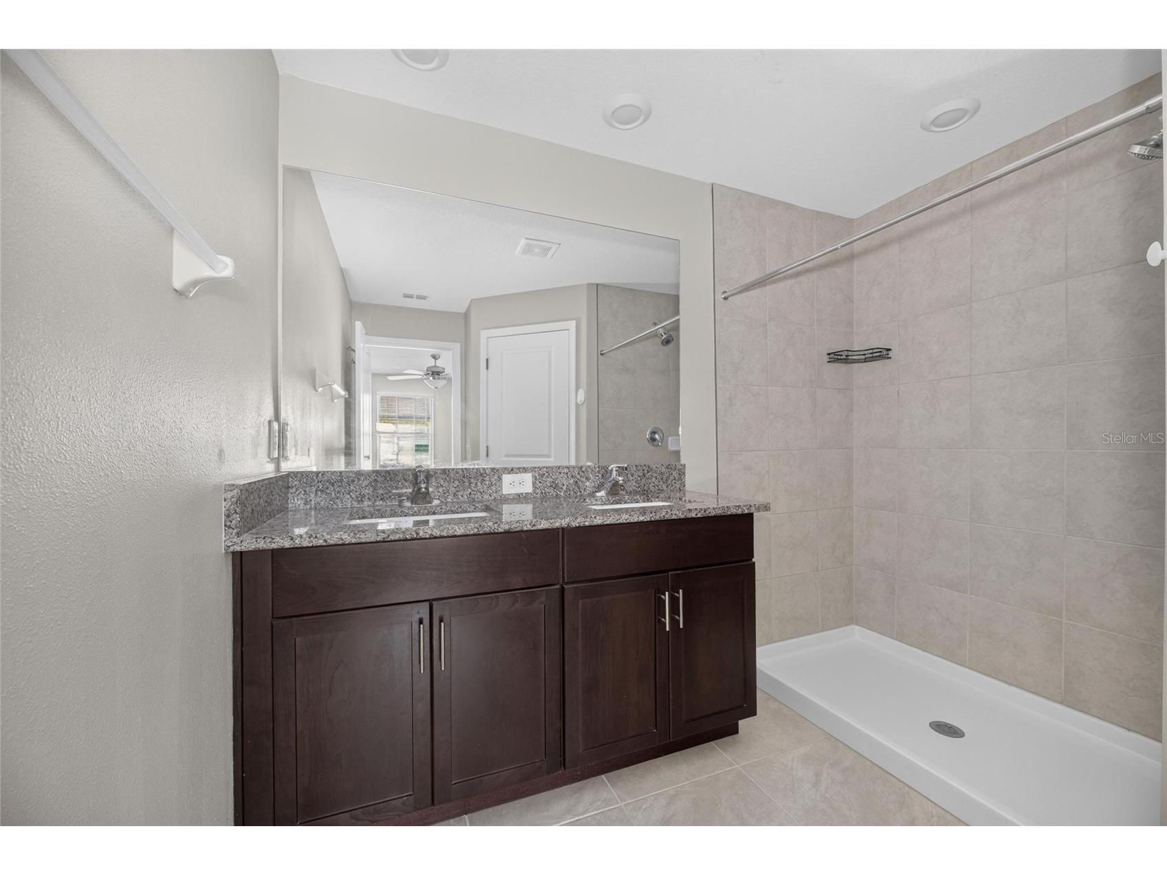 4424 Tuscan Loon Drive Tampa FL 33619 TB8526106 image50