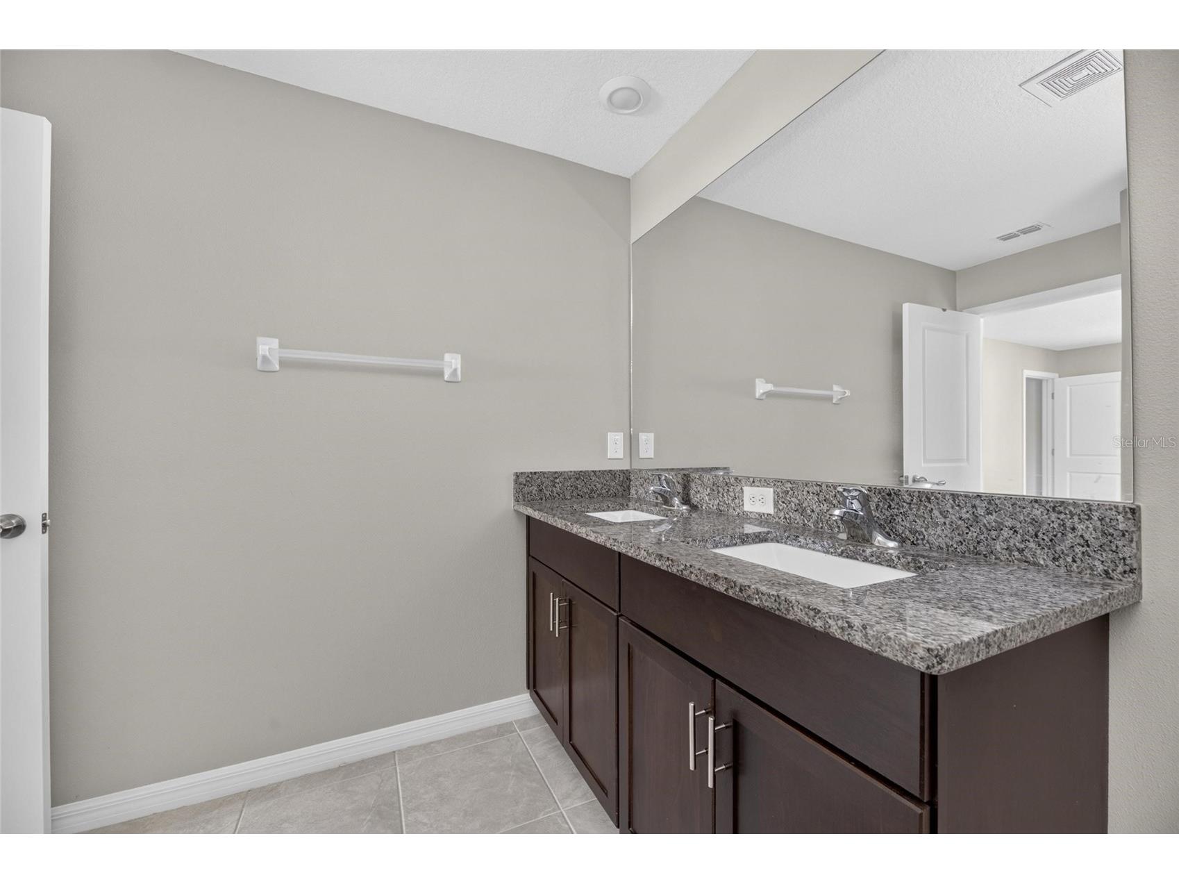 4424 Tuscan Loon Drive Tampa FL 33619 TB8526106 image53