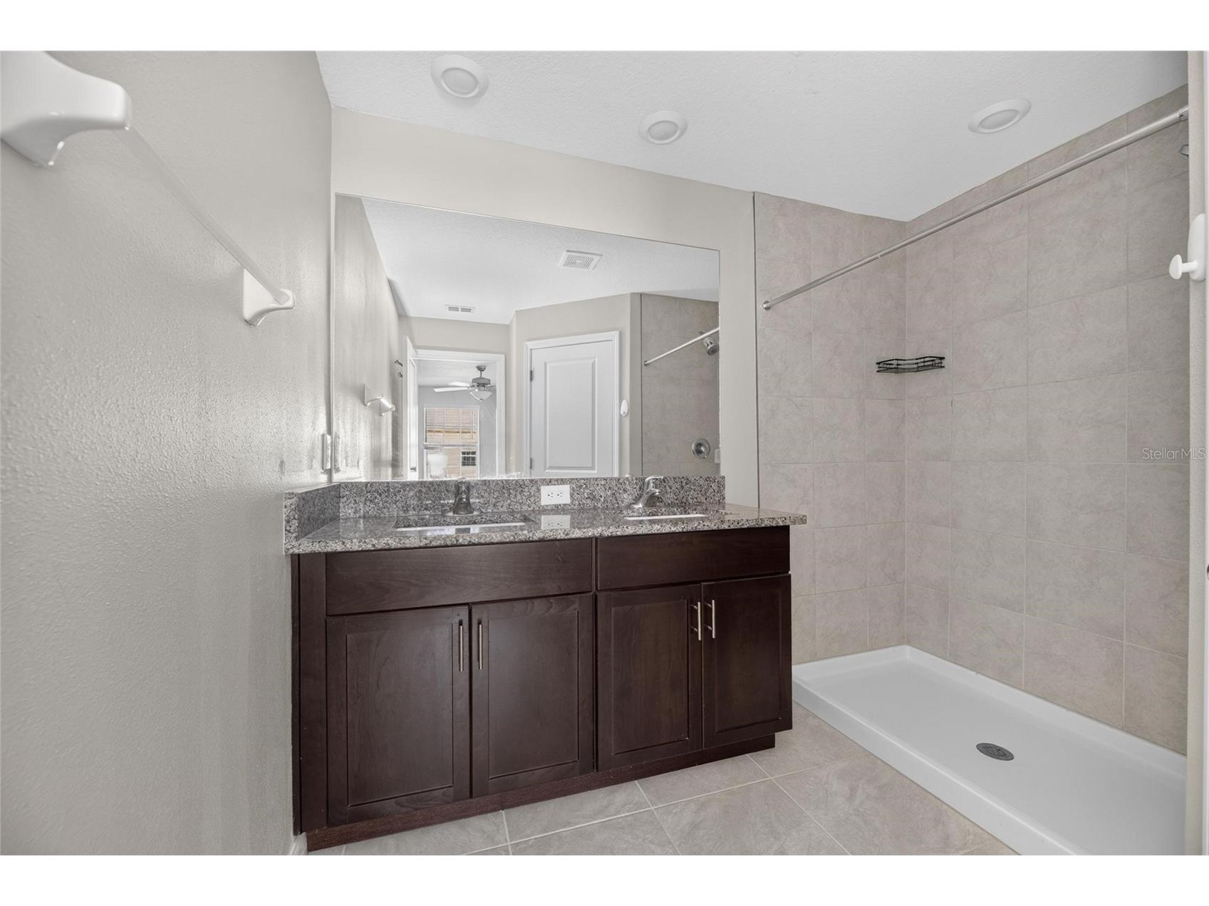 4424 Tuscan Loon Drive Tampa FL 33619 TB8526106 image54