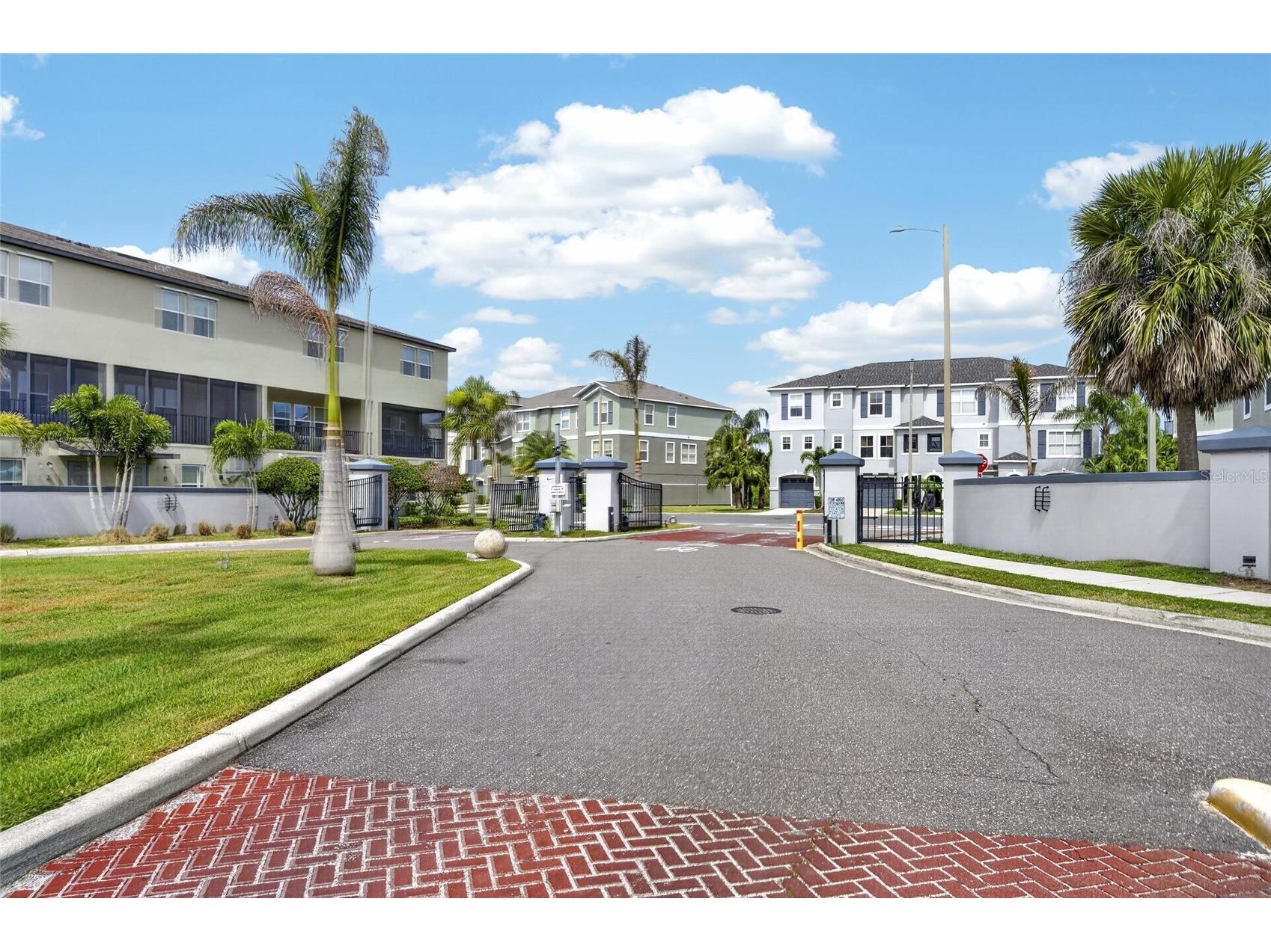 4424 Tuscan Loon Drive Tampa FL 33619 TB8526106 image57