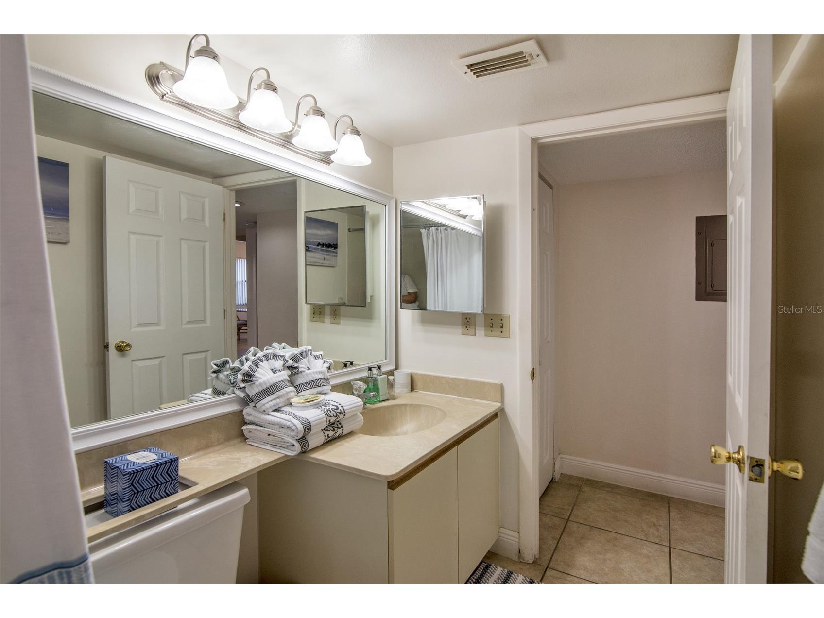 4425 45th Avenue W #101 Bradenton FL 34210 A4694954 image10
