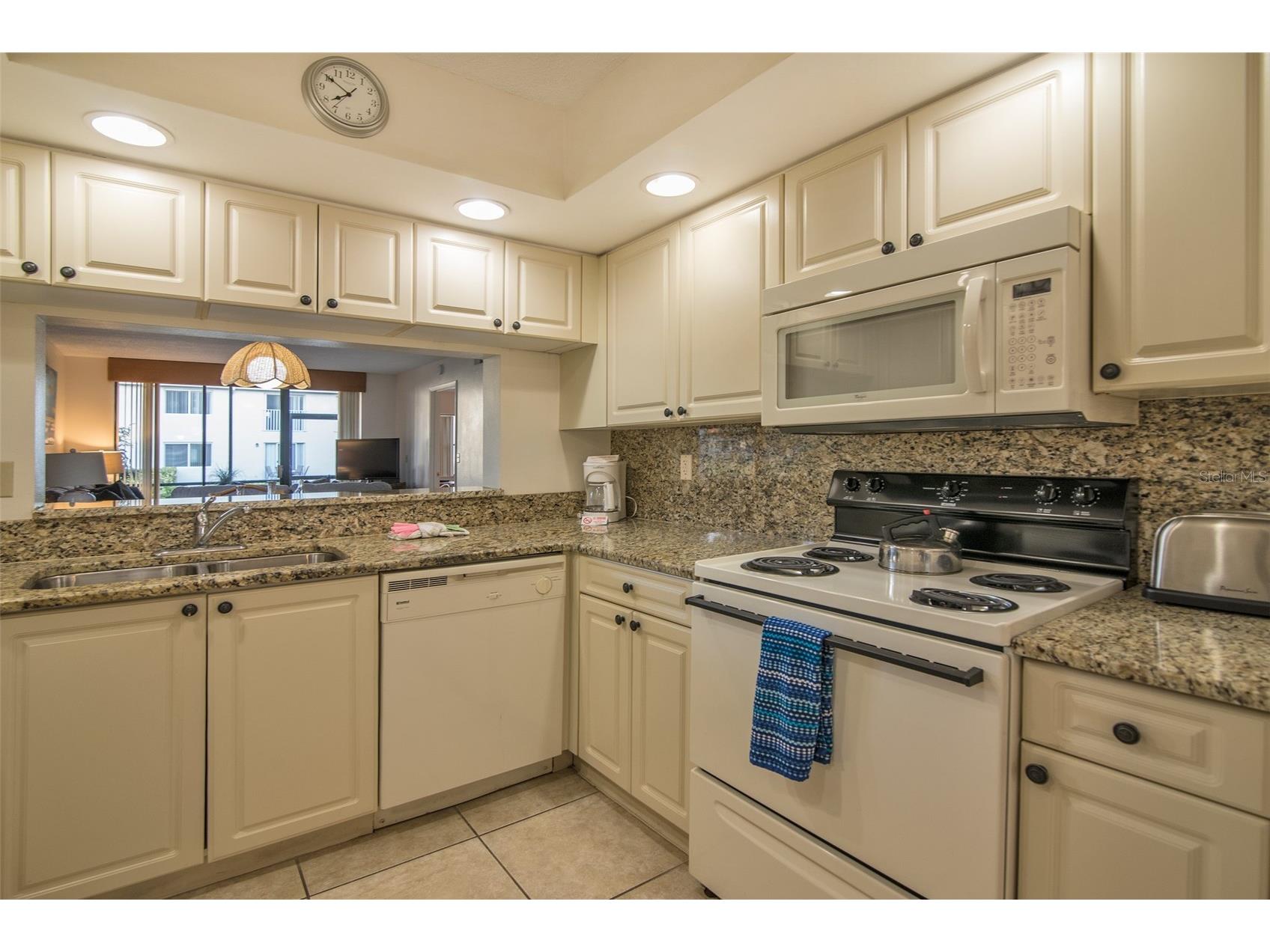 4425 45th Avenue W #101 Bradenton FL 34210 A4694954 image4