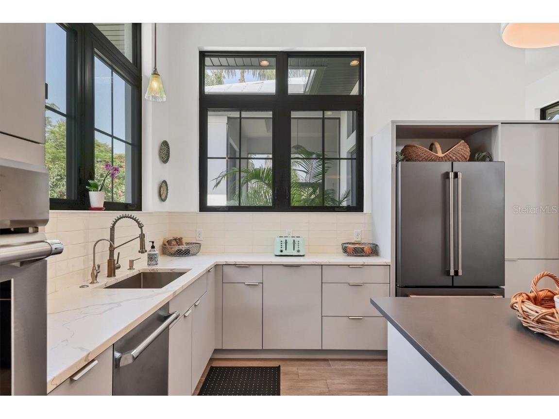 4425 Lords Drive Sarasota FL 34231 A4653524 image14