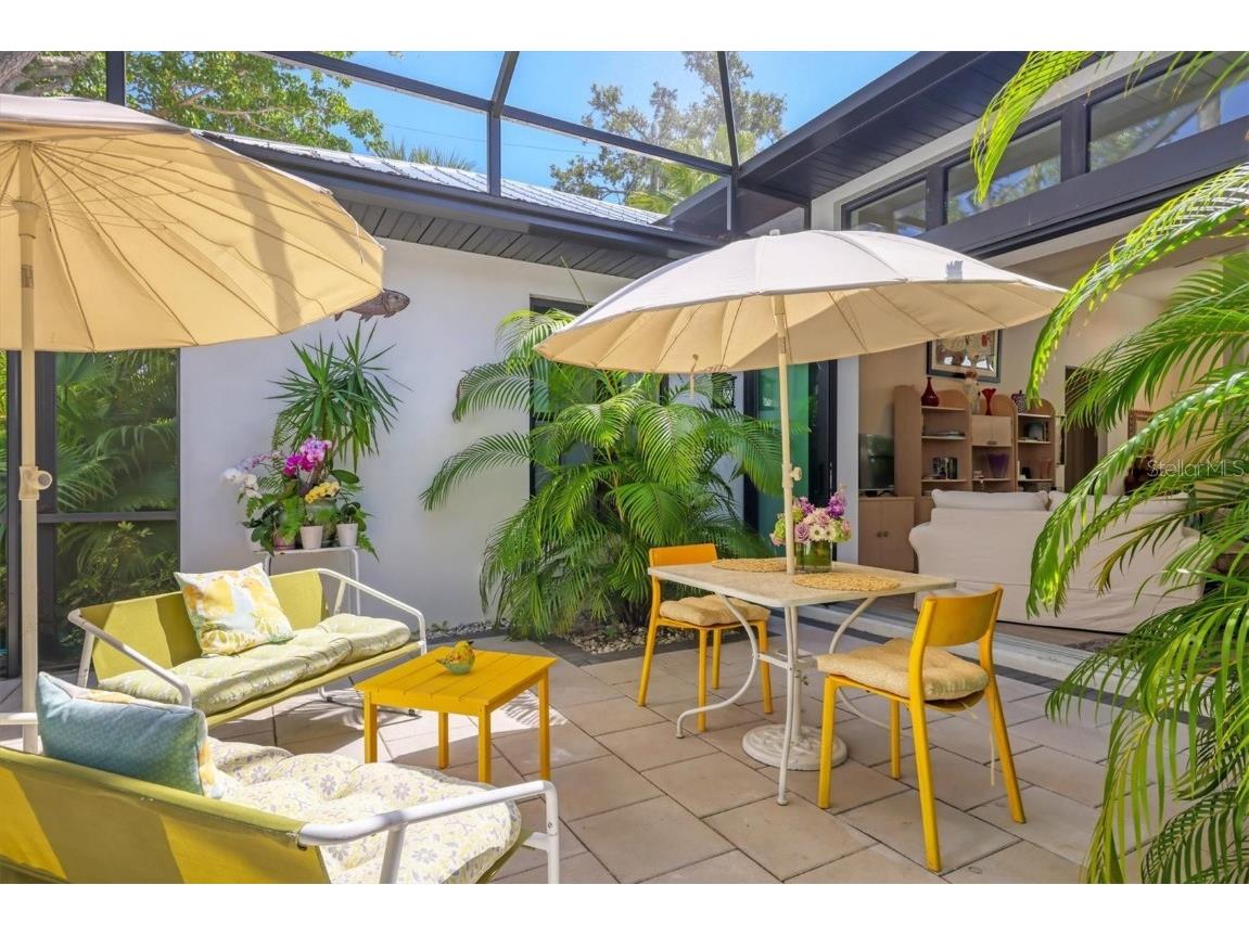 4425 Lords Drive Sarasota FL 34231 A4653524 image37