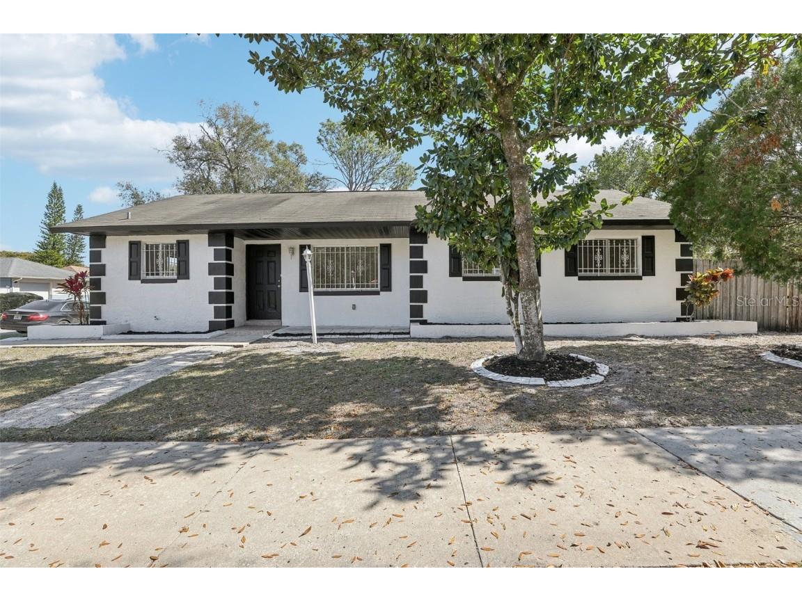 4425 Signal Hill Road Orlando FL 32808 O6279625 image1