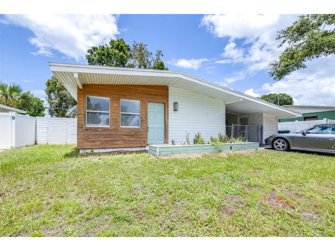 4425 W Wyoming Avenue Tampa FL 33616 V4943868 image1