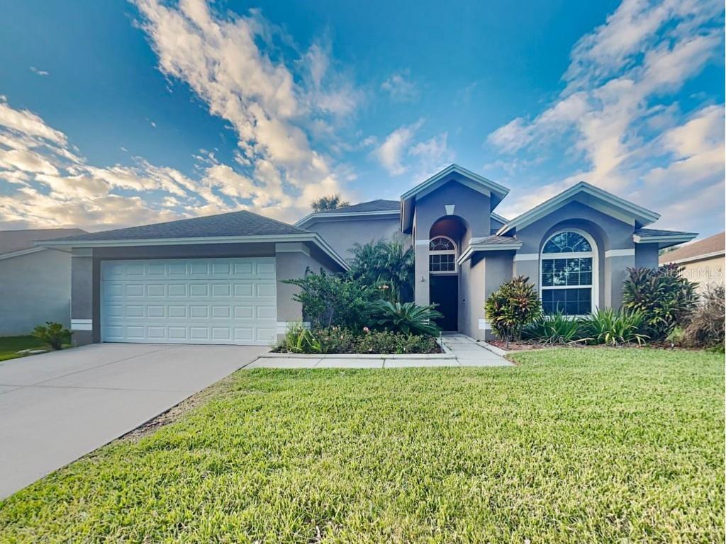 4425 Winding River Drive Valrico FL 33596 T3427587 image1