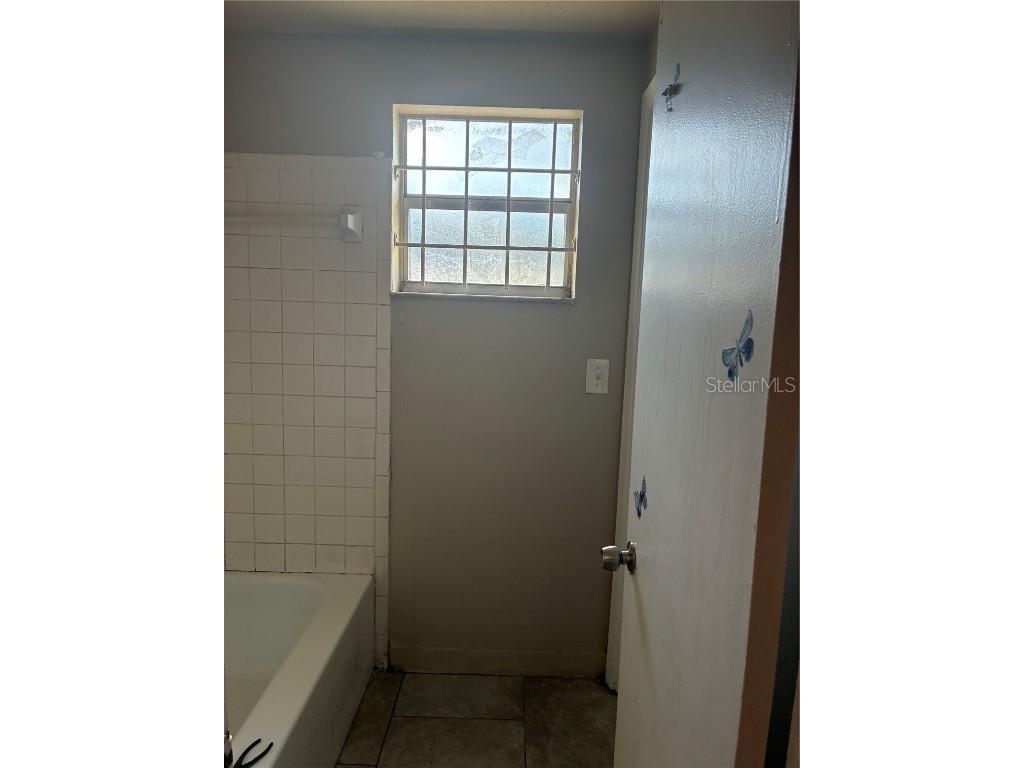 4426 13th Avenue S Saint Petersburg FL 33711 TB8403832 image15