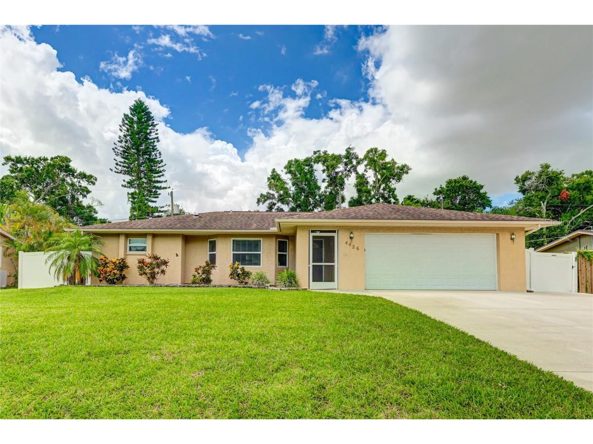 4426 Maygog Road Sarasota FL 34233 A4613048 image1