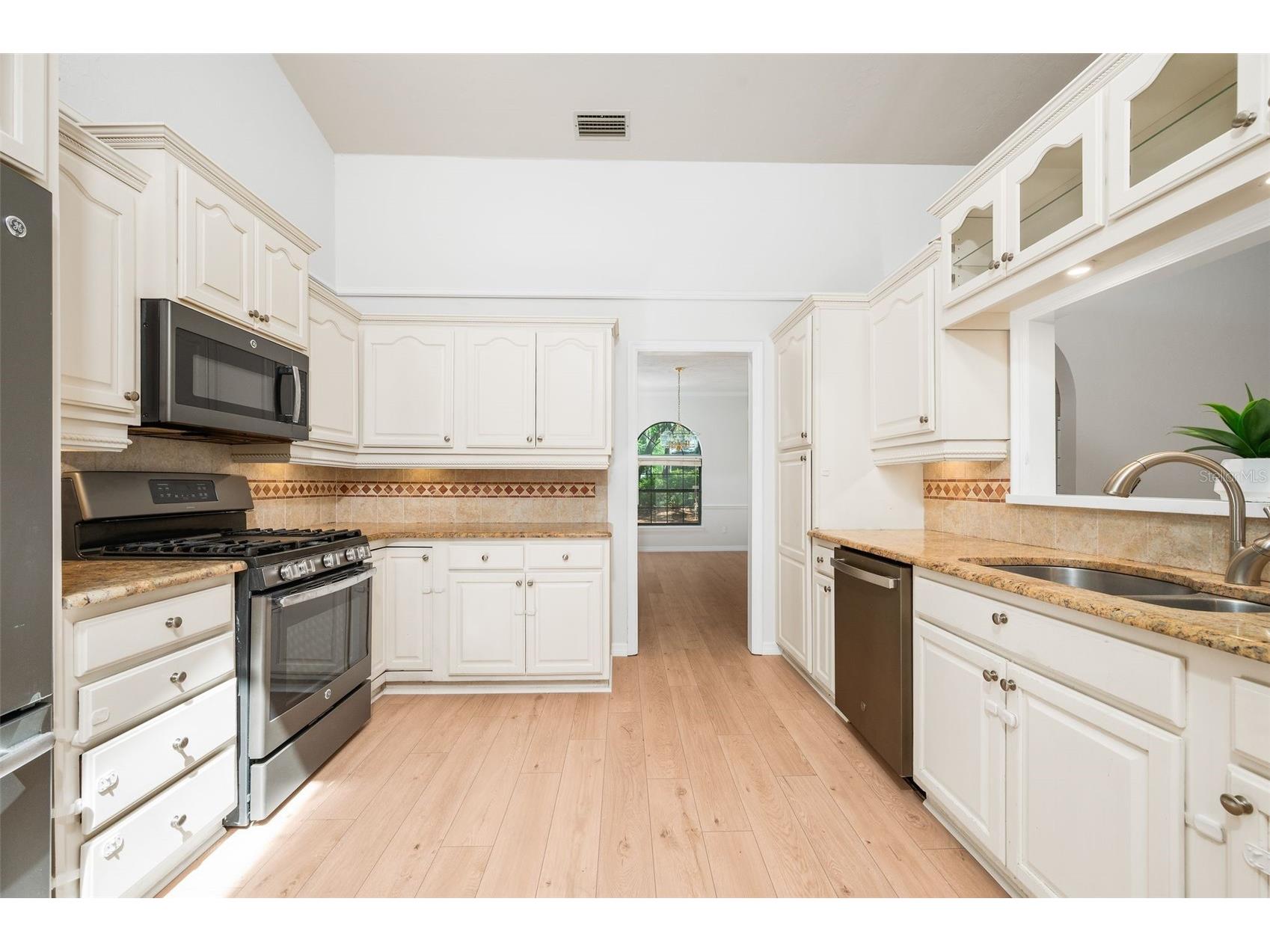 4427 SW 84th Way Gainesville FL 32608 GC541701 image15