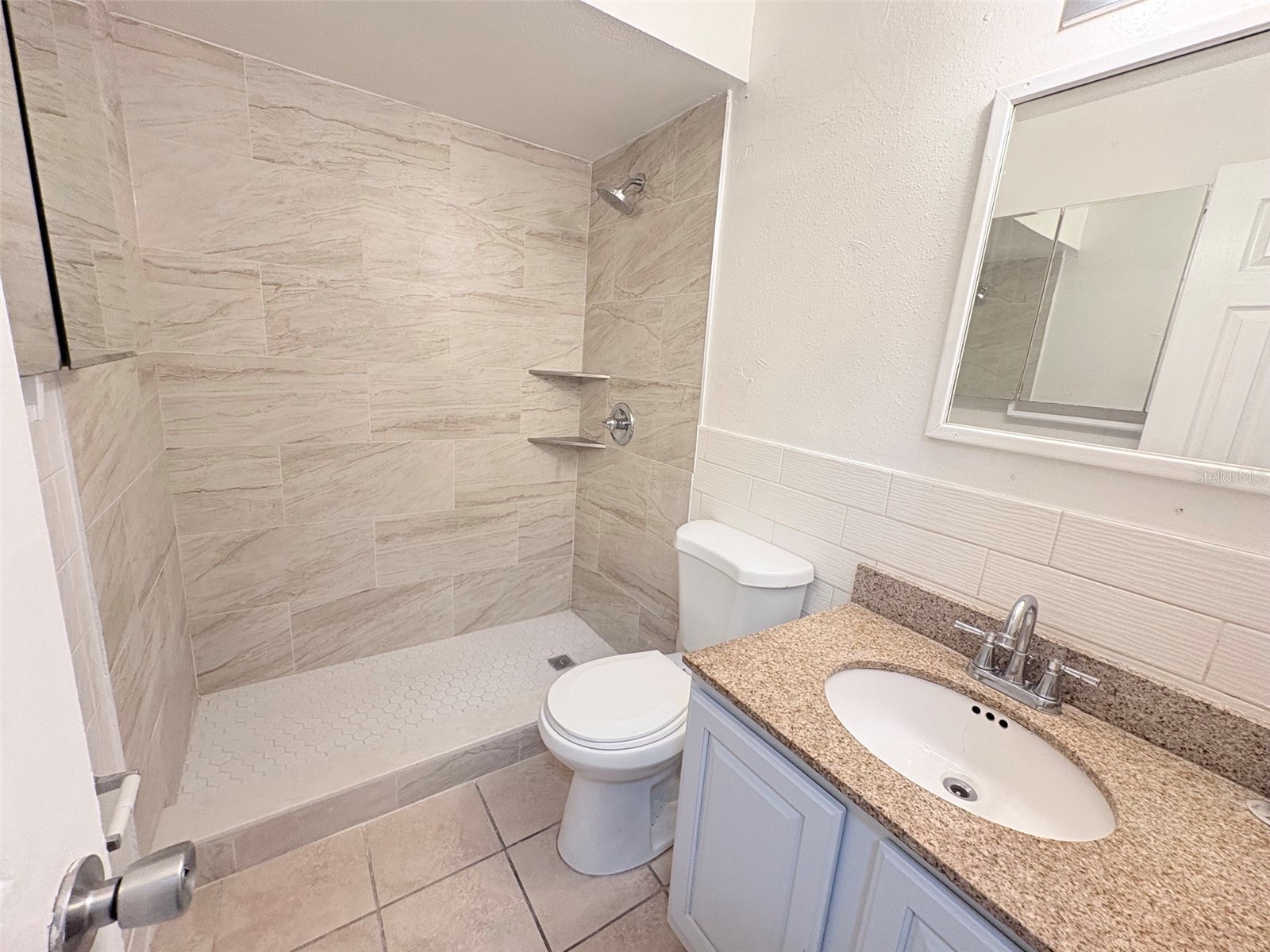 4428 Carousel Road Orlando FL 32808 O6421224 image14