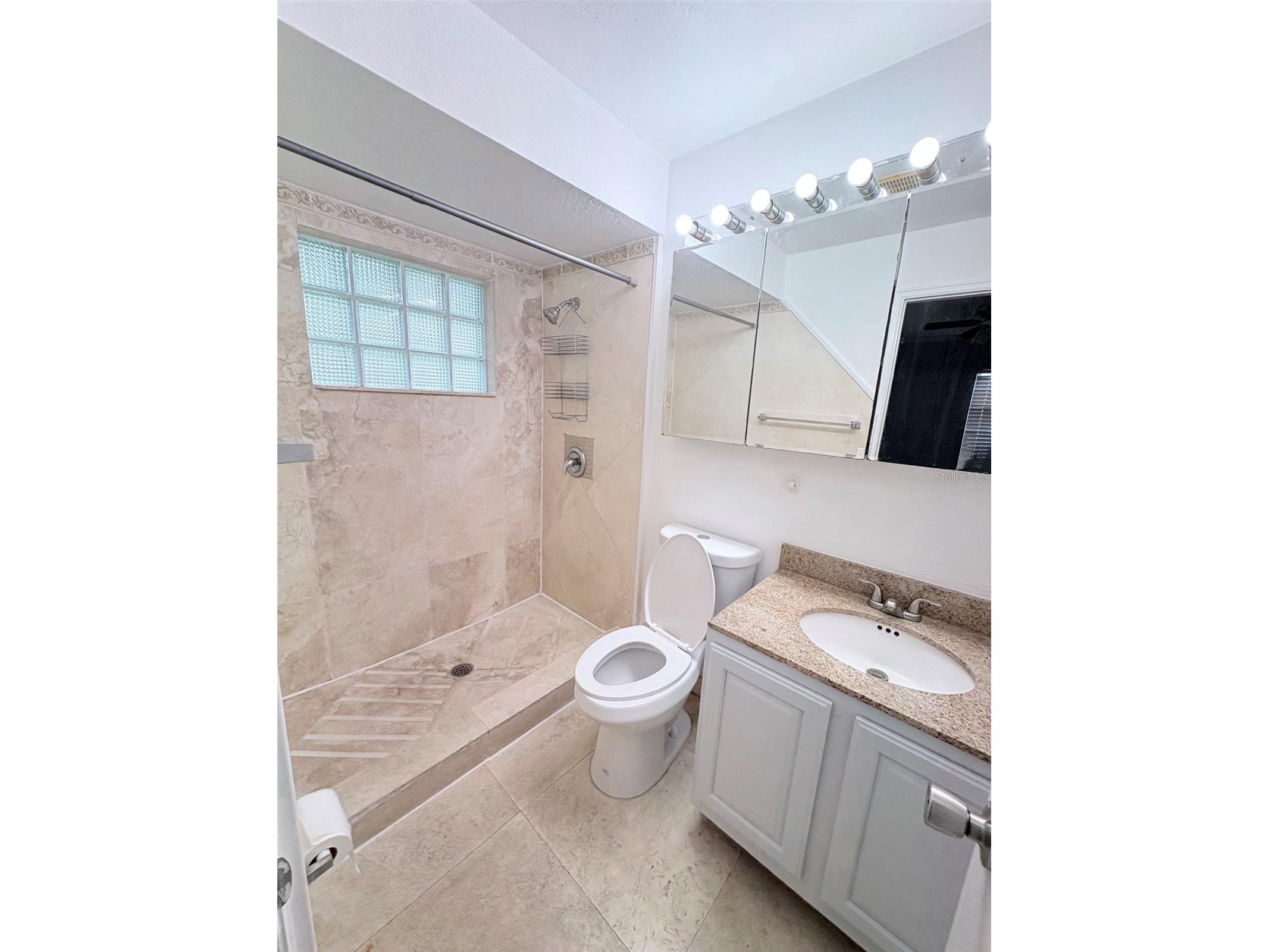 4428 Carousel Road Orlando FL 32808 O6421224 image18
