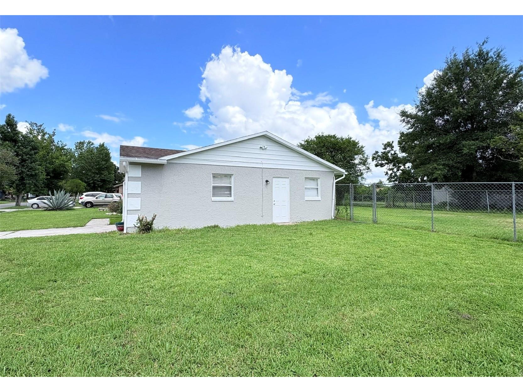 4428 Carousel Road Orlando FL 32808 O6421224 image23