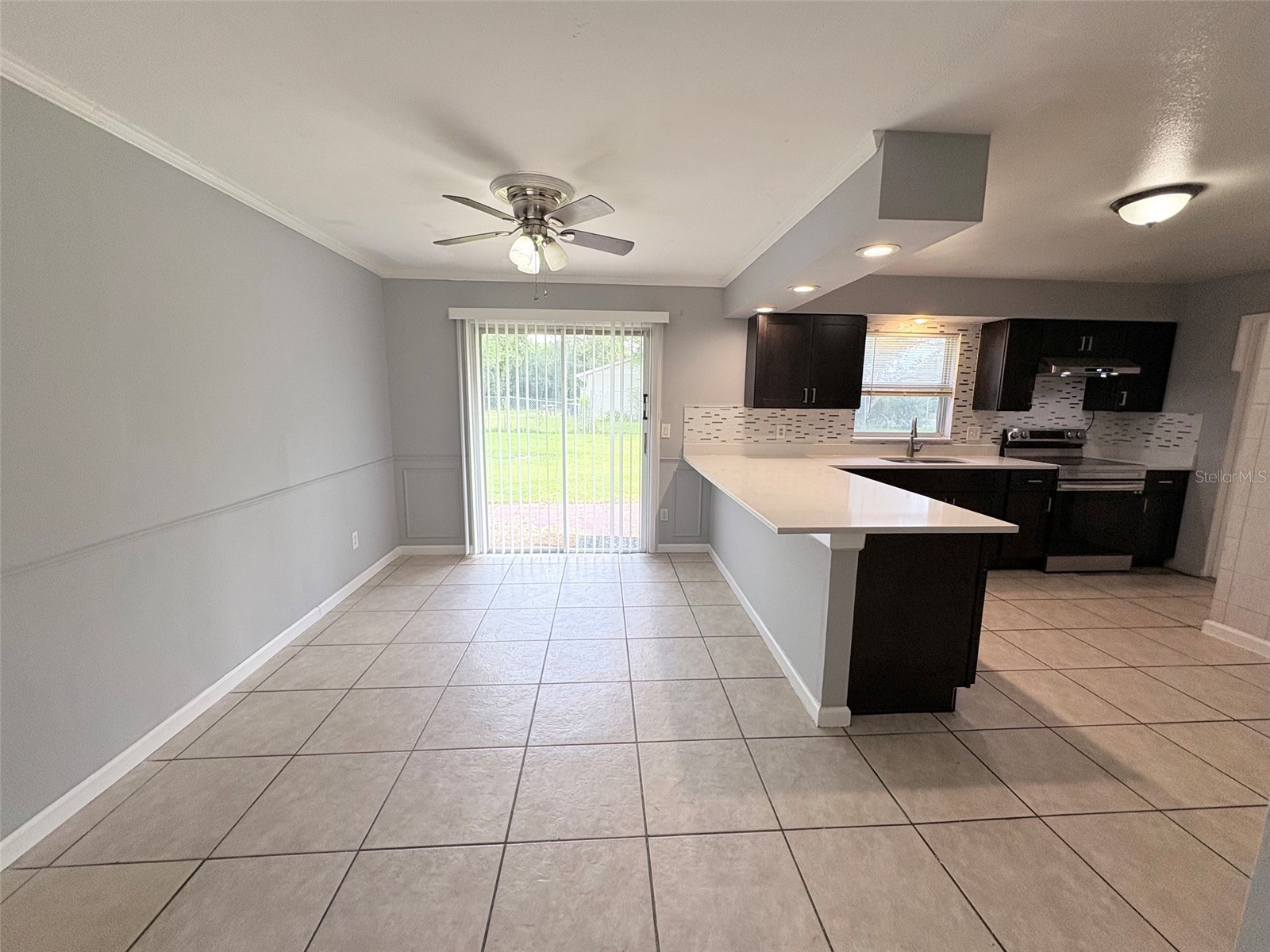4428 Carousel Road Orlando FL 32808 O6421224 image8