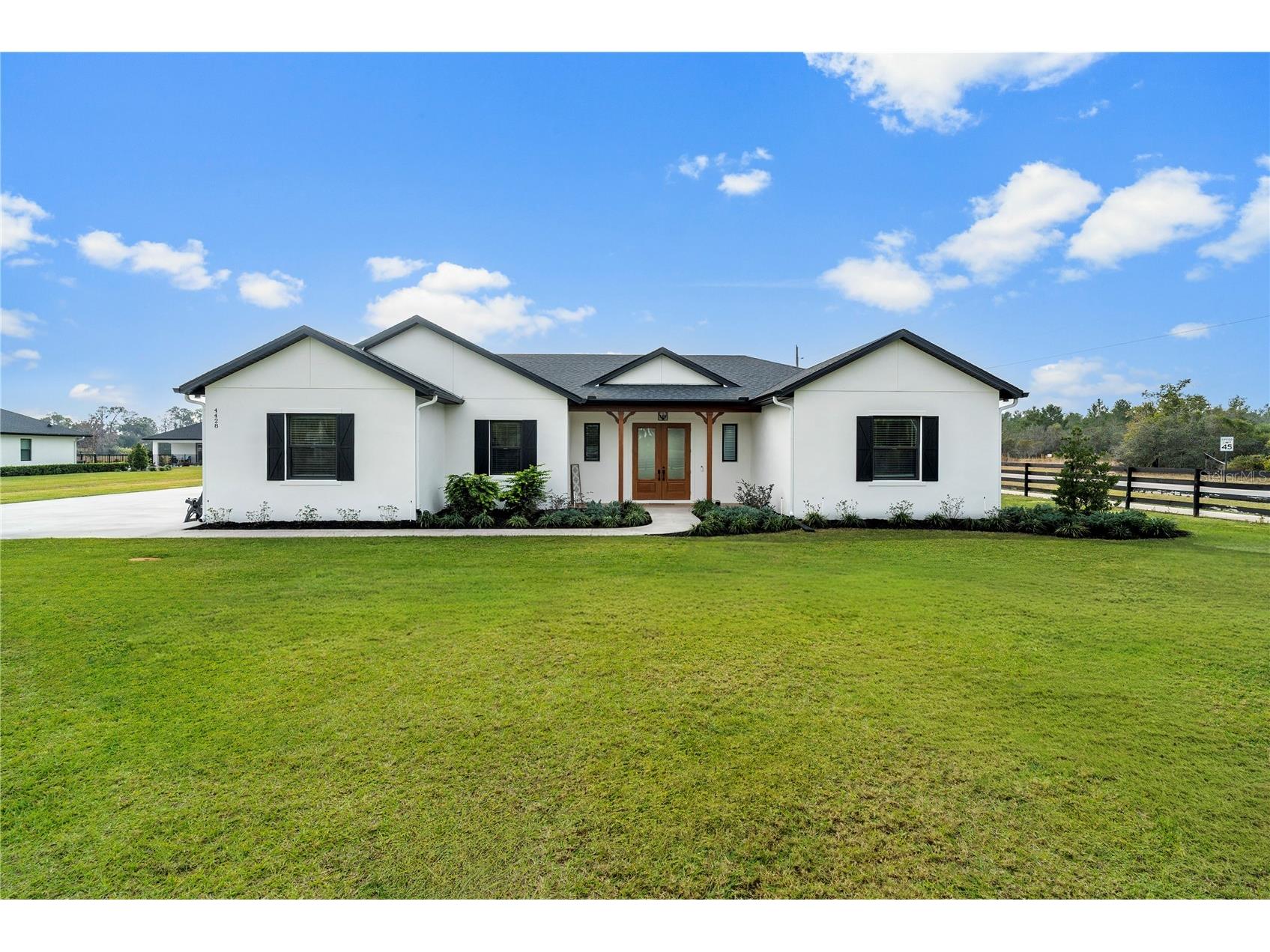 4428 E Shirley Shores Road Tavares FL 32778 - LAKE DORA O6372291 image1