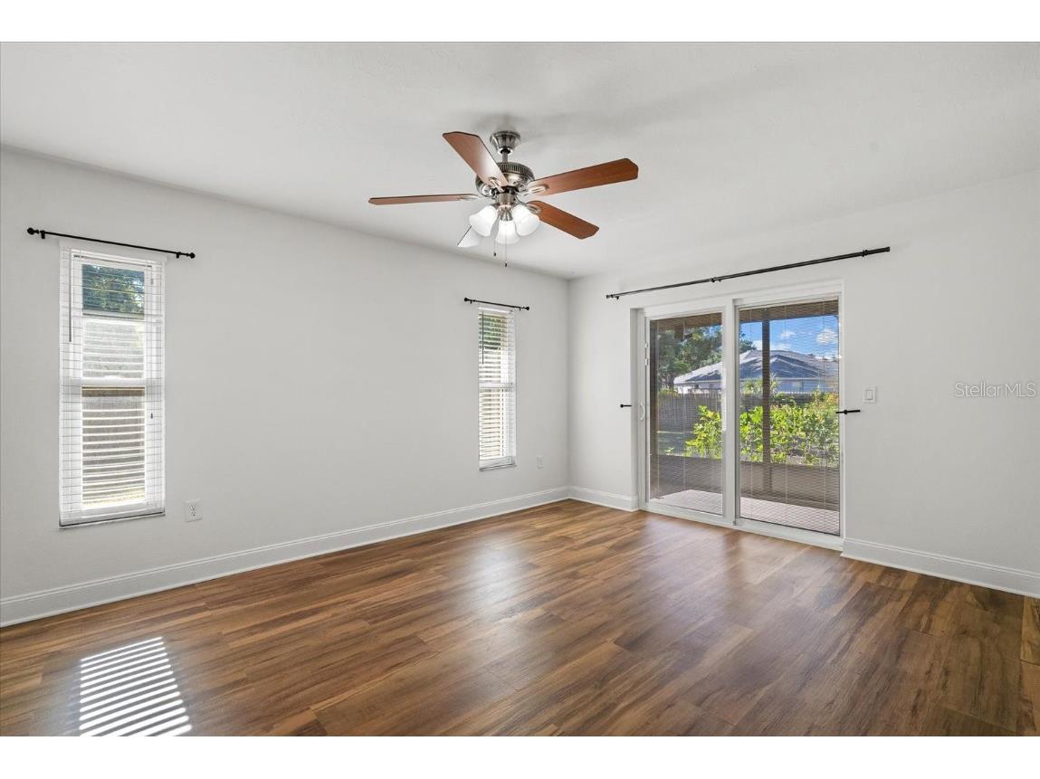 4428 Meadow Creek Circle Sarasota FL 34233 A4672507 image15