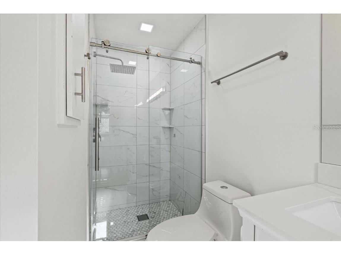 4428 Meadow Creek Circle Sarasota FL 34233 A4672507 image20