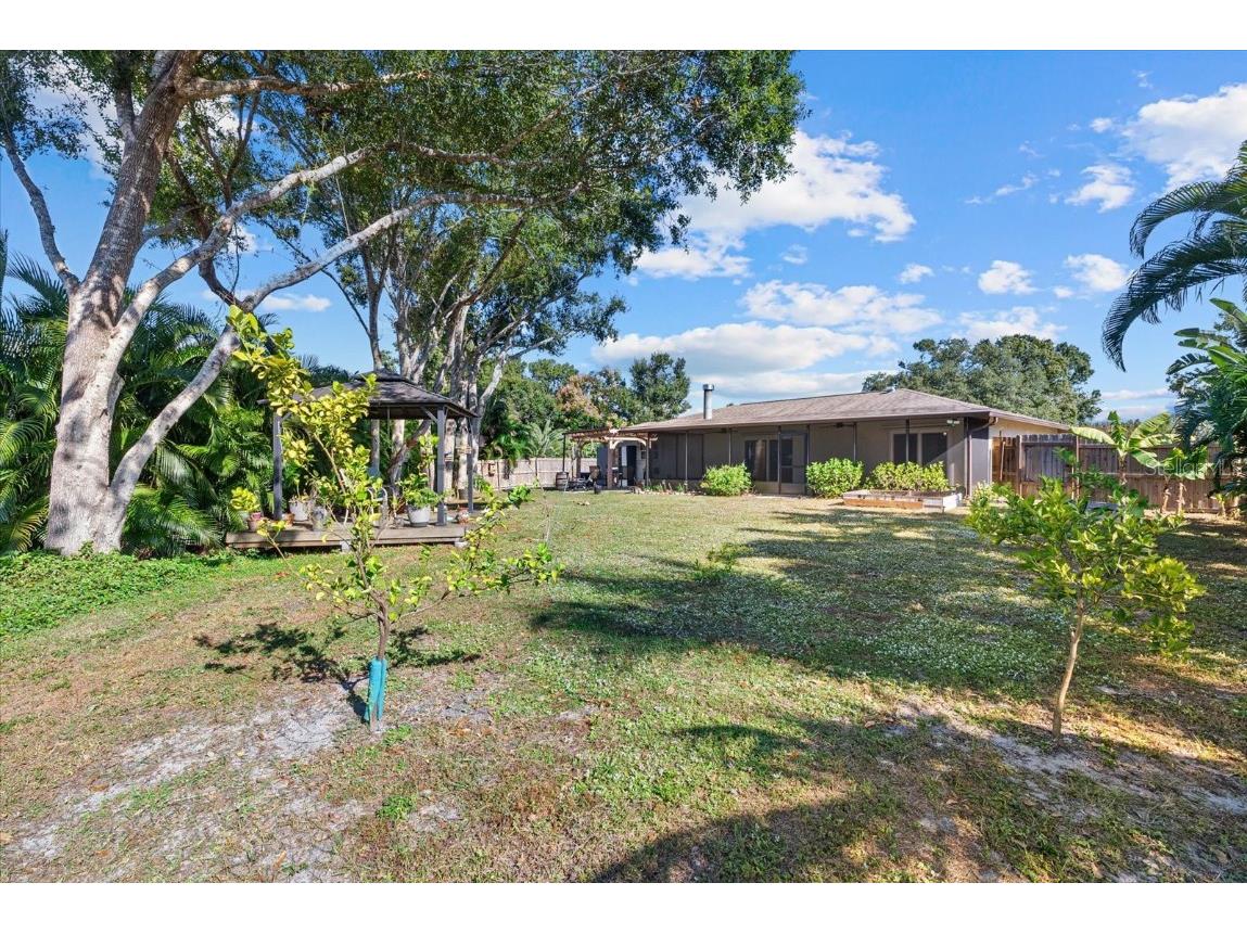 4428 Meadow Creek Circle Sarasota FL 34233 A4672507 image27