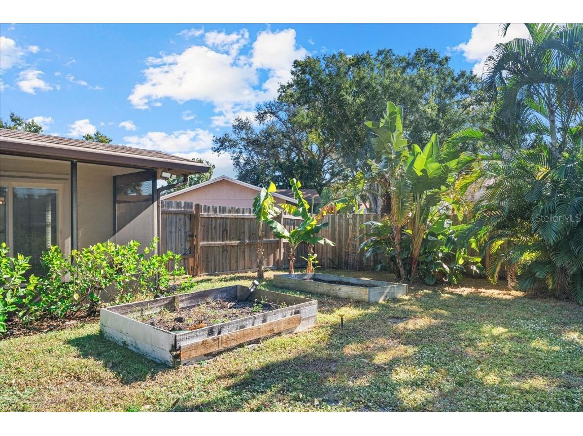 4428 Meadow Creek Circle Sarasota FL 34233 A4672507 image31