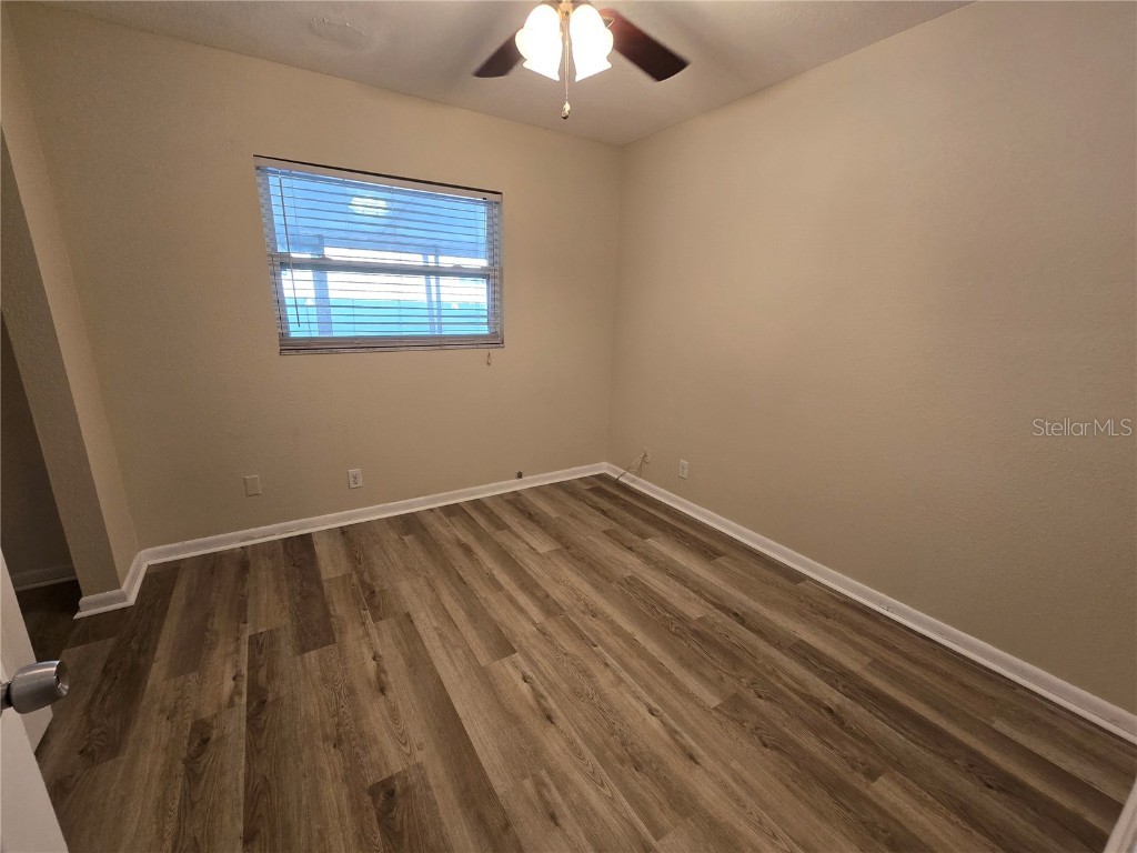 4428 W Varn Avenue Tampa FL 33616 TB8409469 image8