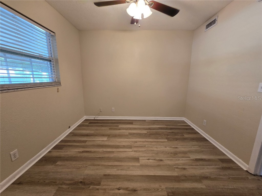 4428 W Varn Avenue Tampa FL 33616 TB8409469 image9