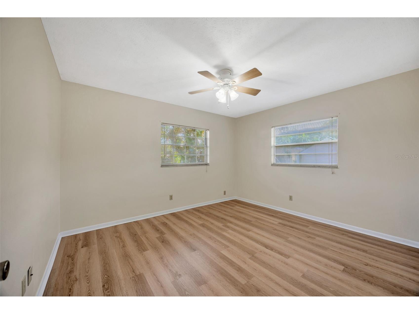 4429 Dolphin Drive Tampa FL 33617 TB8427212 image15