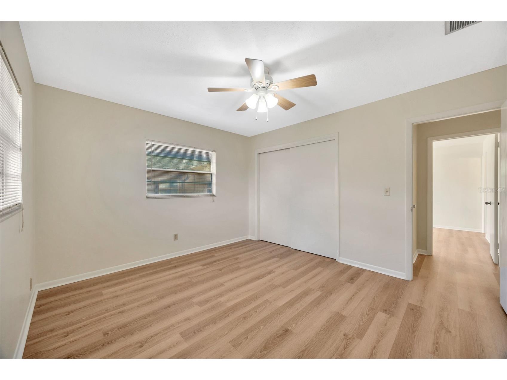 4429 Dolphin Drive Tampa FL 33617 TB8427212 image16