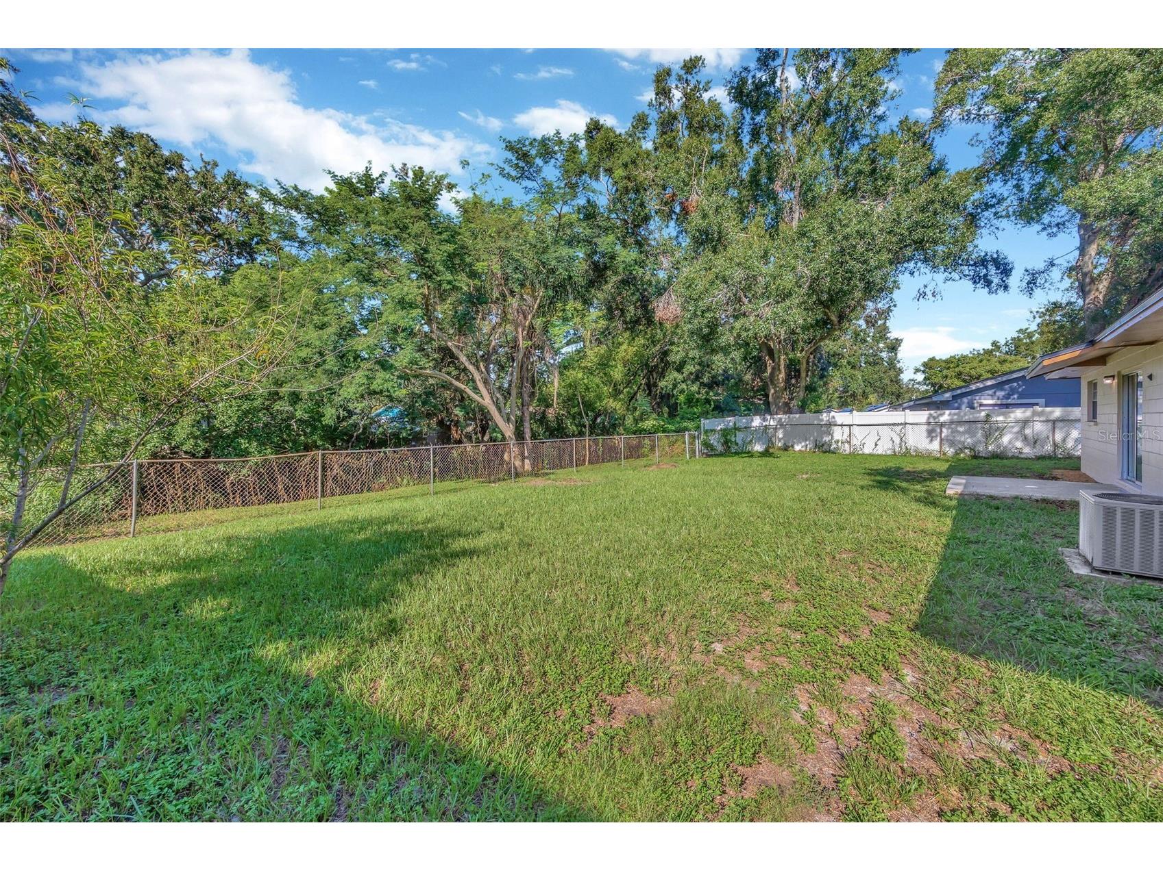 4429 Dolphin Drive Tampa FL 33617 TB8427212 image24