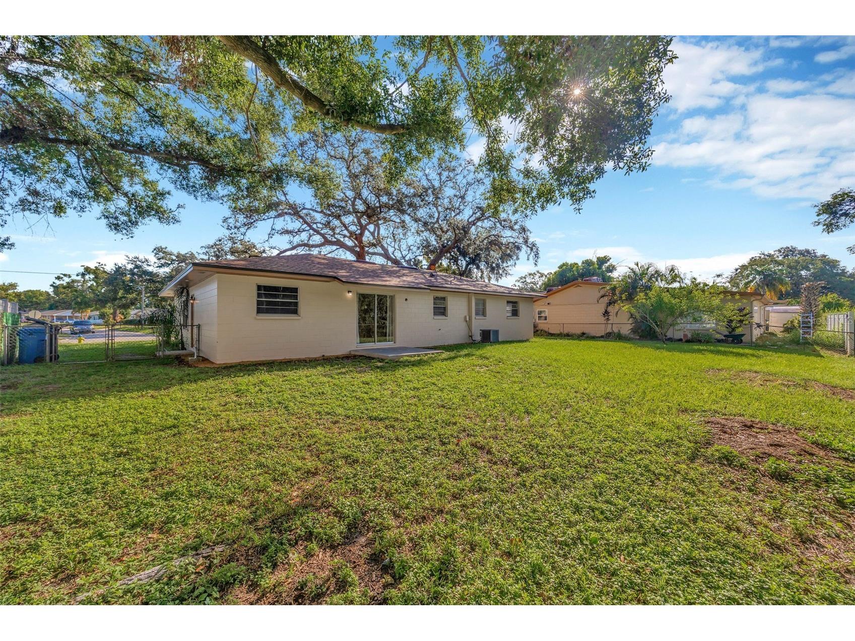 4429 Dolphin Drive Tampa FL 33617 TB8427212 image26