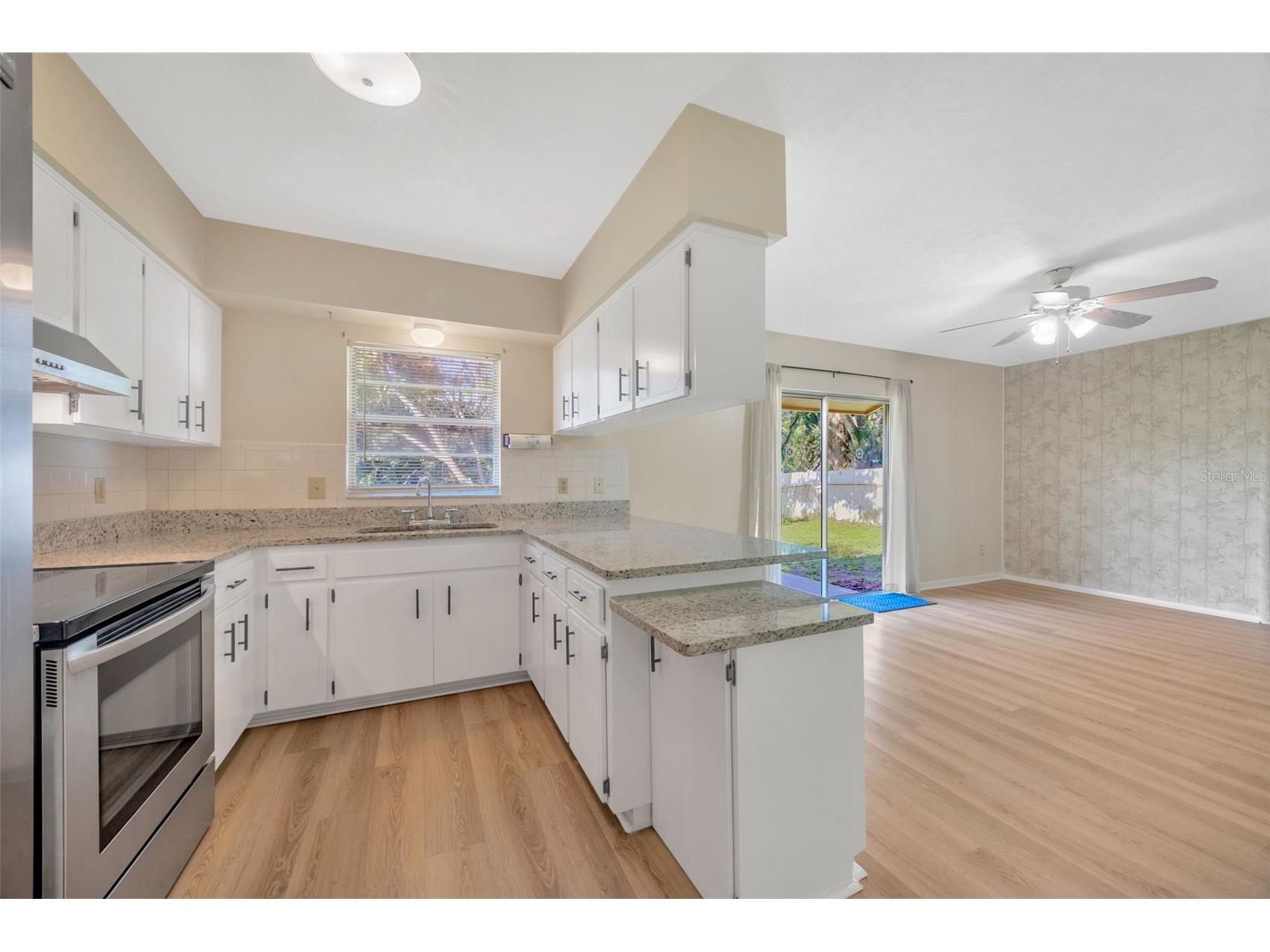 4429 Dolphin Drive Tampa FL 33617 TB8427212 image5