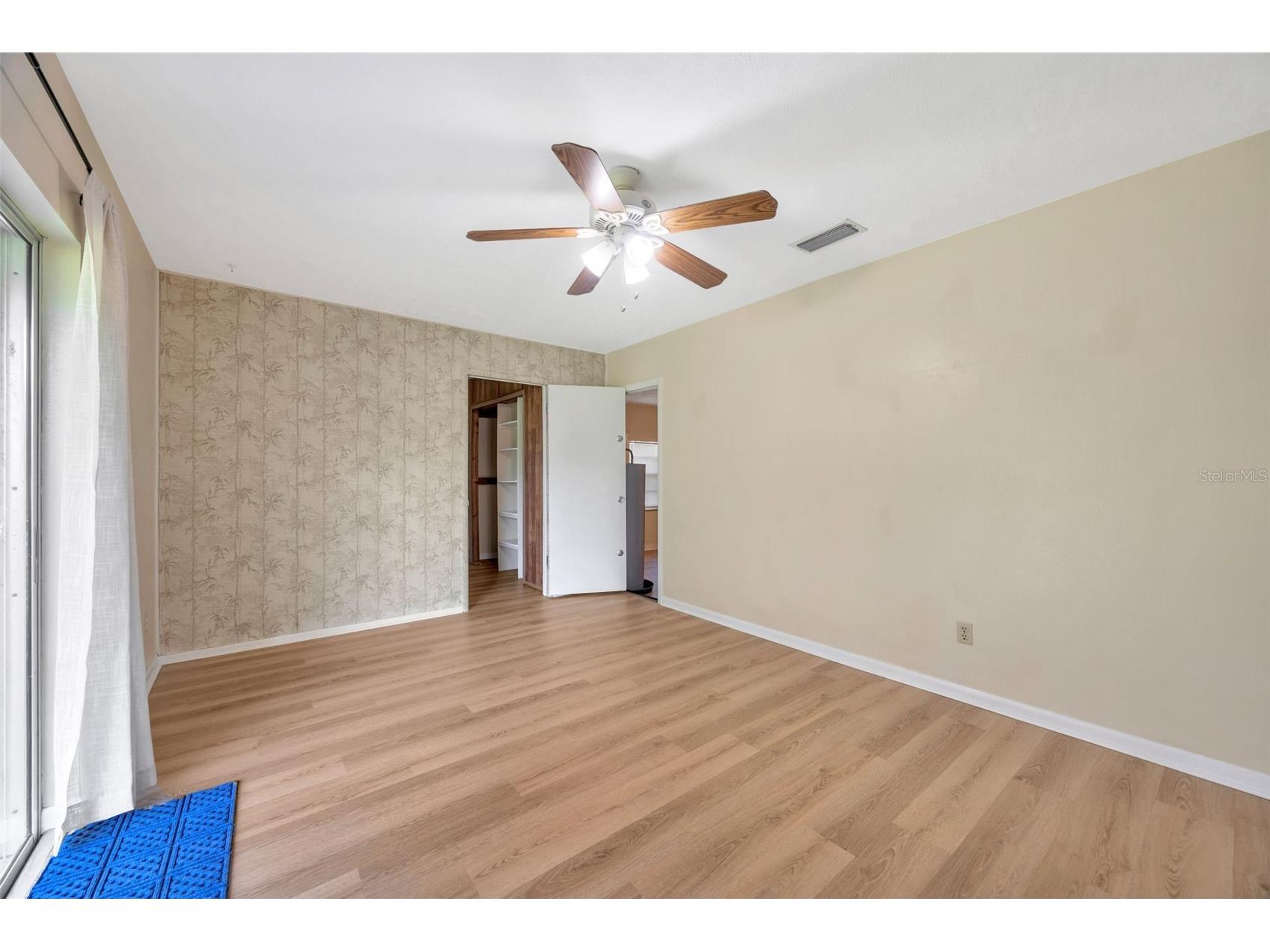 4429 Dolphin Drive Tampa FL 33617 TB8427212 image8