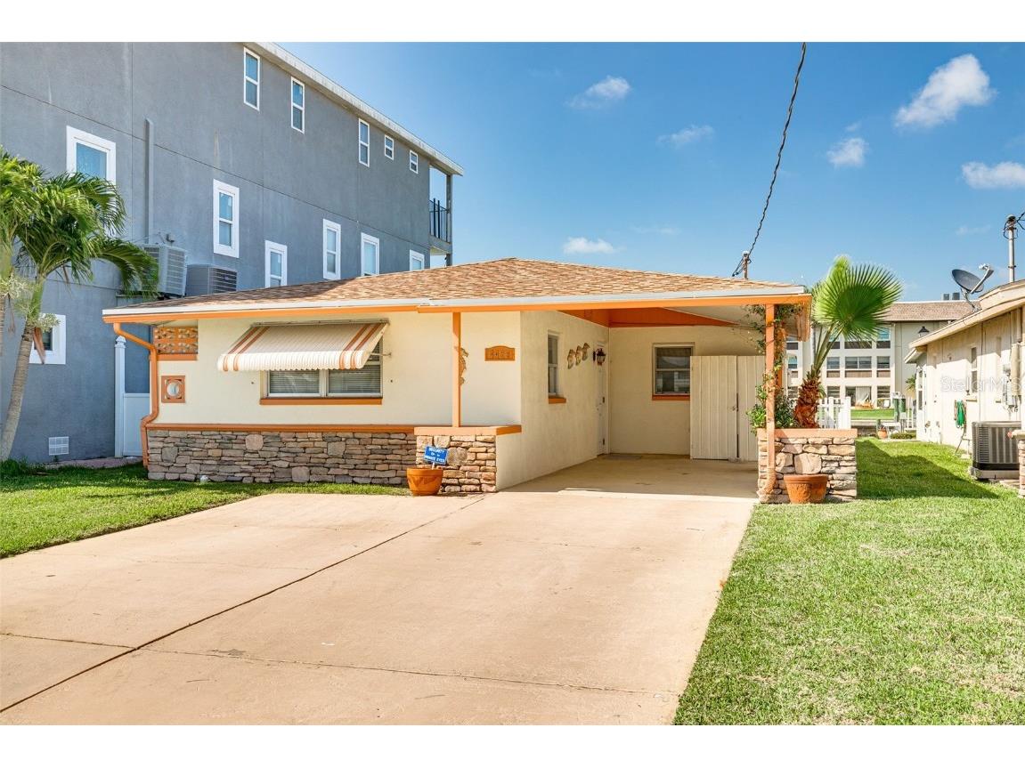 4429 Floramar Terrace New Port Richey FL 34652 W7856157 image1