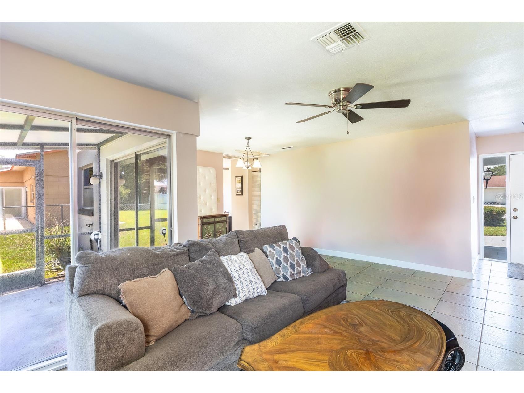 443 Ball Court Kissimmee FL 34759 L4962616 image3