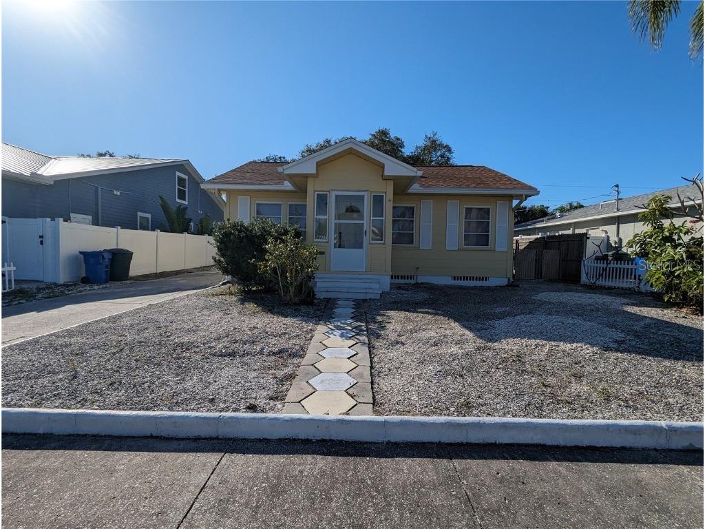 443 Richmond Street Dunedin FL 34698 U8229118 image1