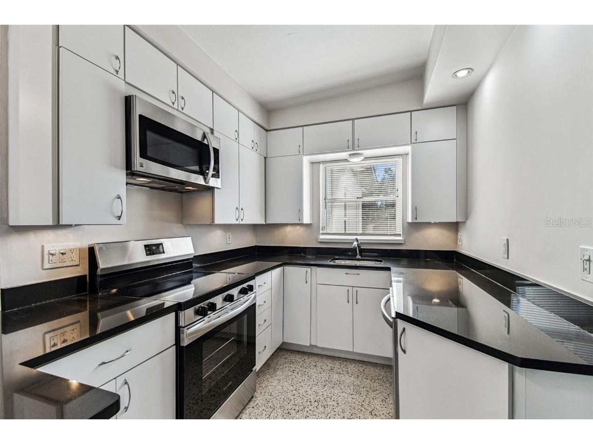 4430 13th Avenue N Saint Petersburg FL 33713 TB8454466 image15