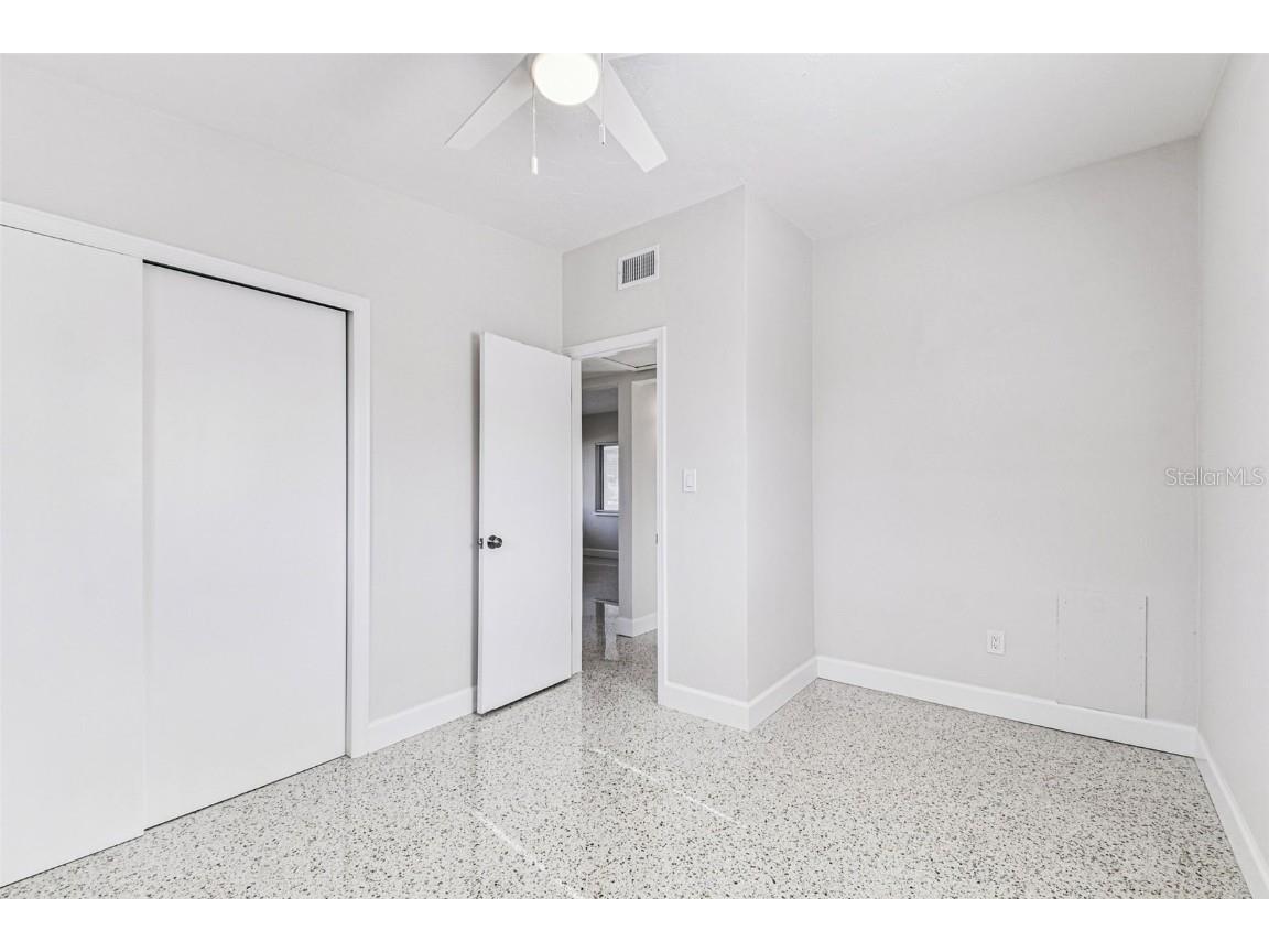 4430 13th Avenue N Saint Petersburg FL 33713 TB8454466 image29