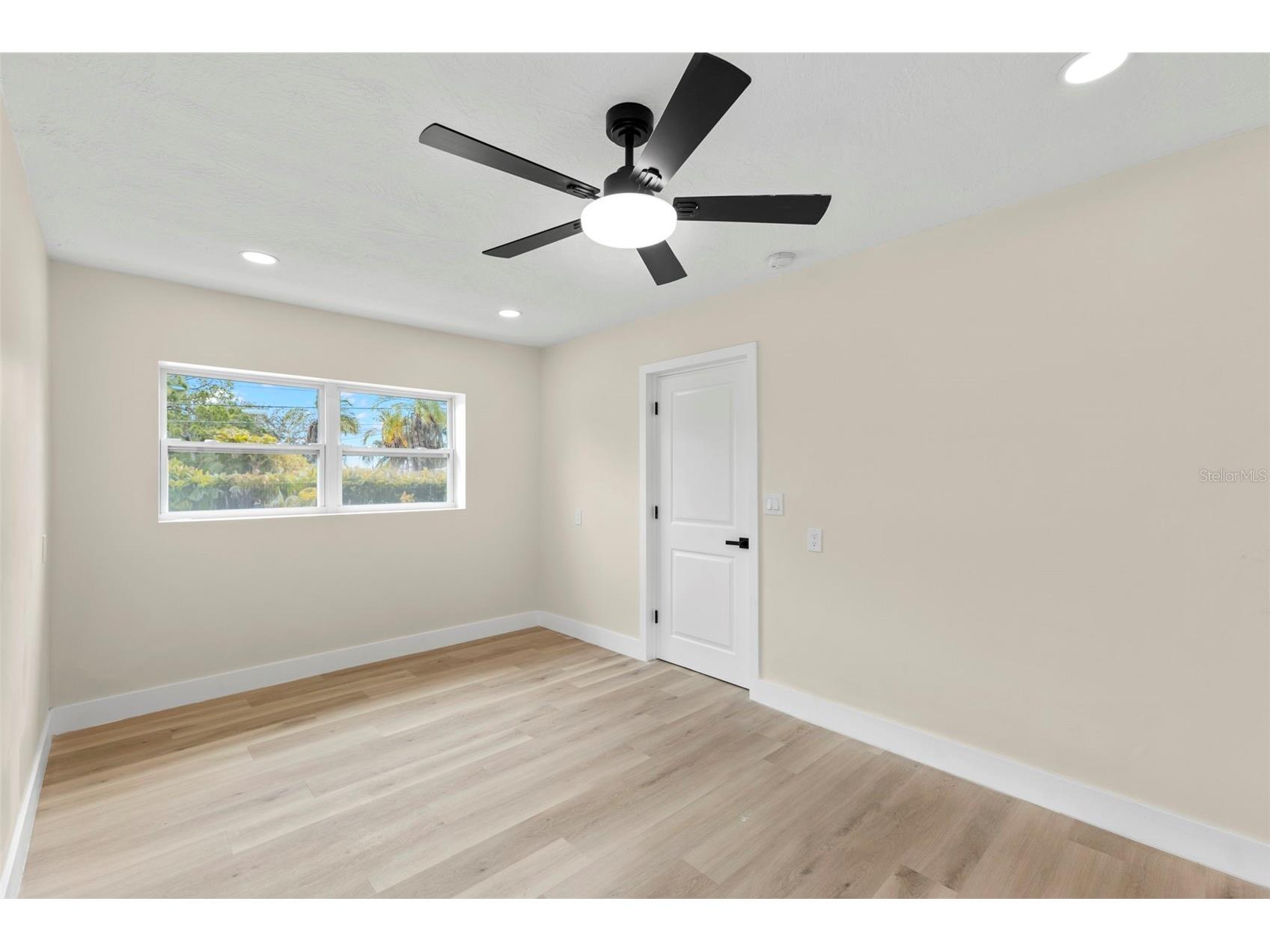 4430 Carson Street NE Saint Petersburg FL 33703 TB8512260 image18
