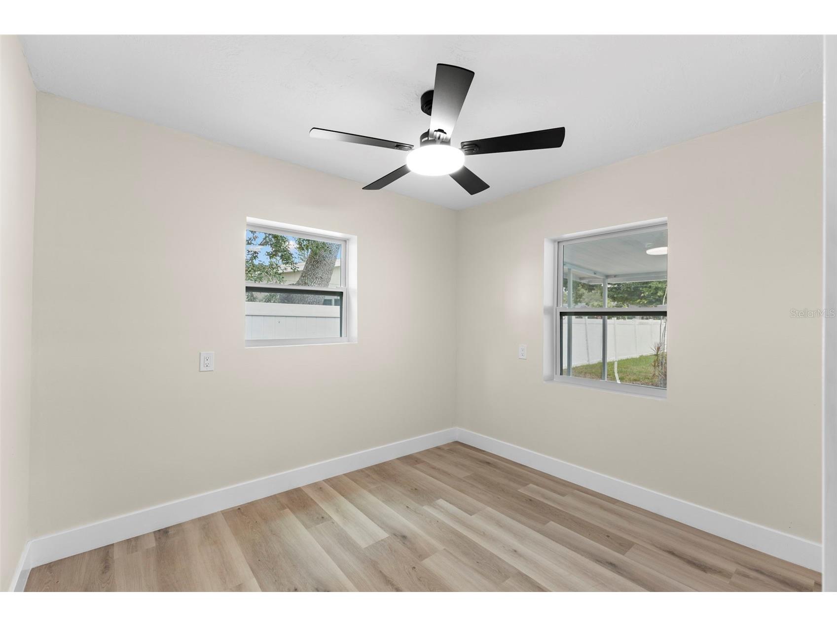 4430 Carson Street NE Saint Petersburg FL 33703 TB8512260 image23