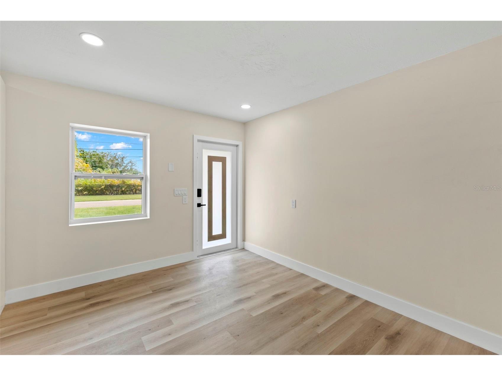 4430 Carson Street NE Saint Petersburg FL 33703 TB8512260 image5