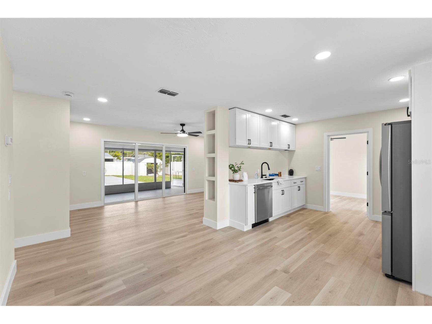 4430 Carson Street NE Saint Petersburg FL 33703 TB8512260 image7