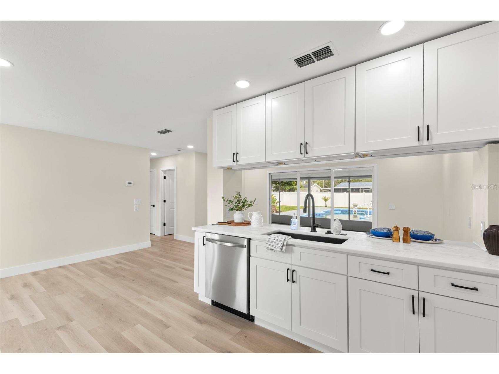 4430 Carson Street NE Saint Petersburg FL 33703 TB8512260 image8