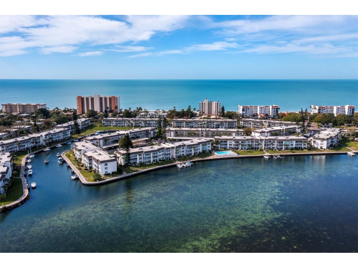 4430 Exeter Drive #106 Longboat Key FL 34228 - SARASOTA BAY A4671849 image1