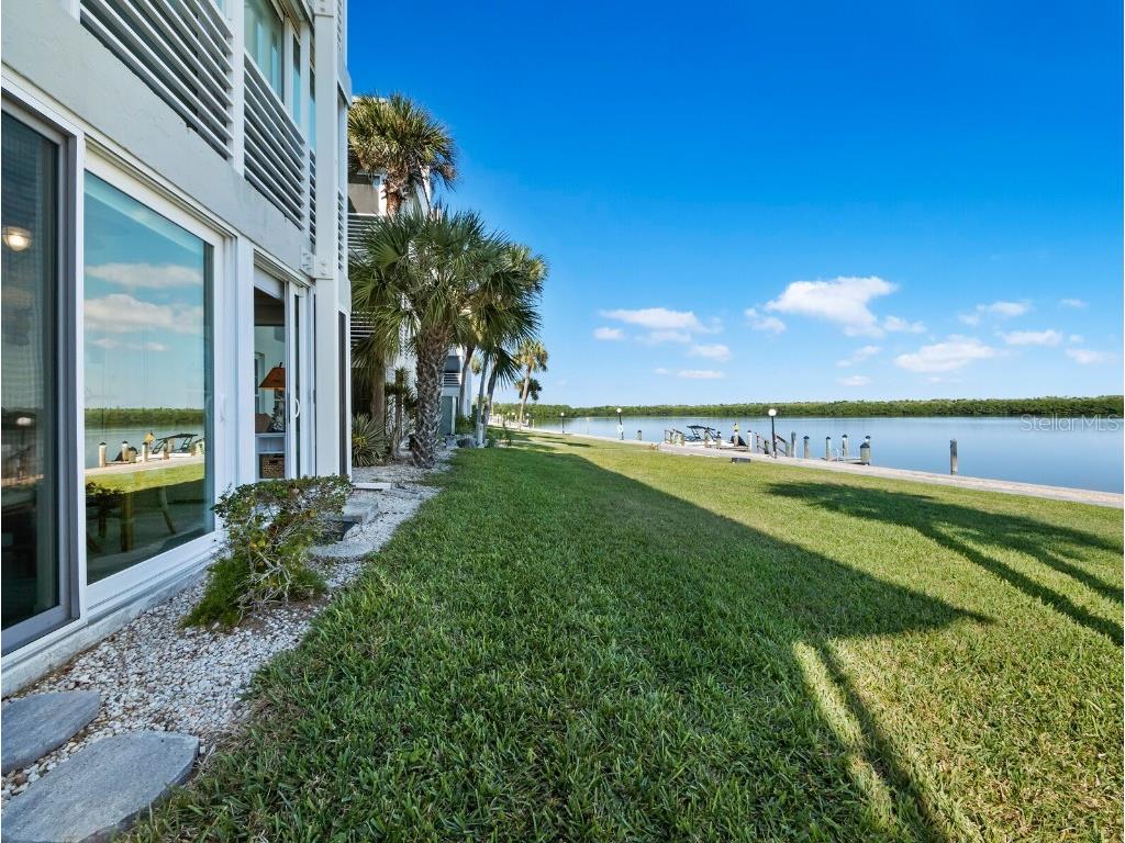 4430 Exeter Drive #106 Longboat Key FL 34228 - SARASOTA BAY A4671849 image14